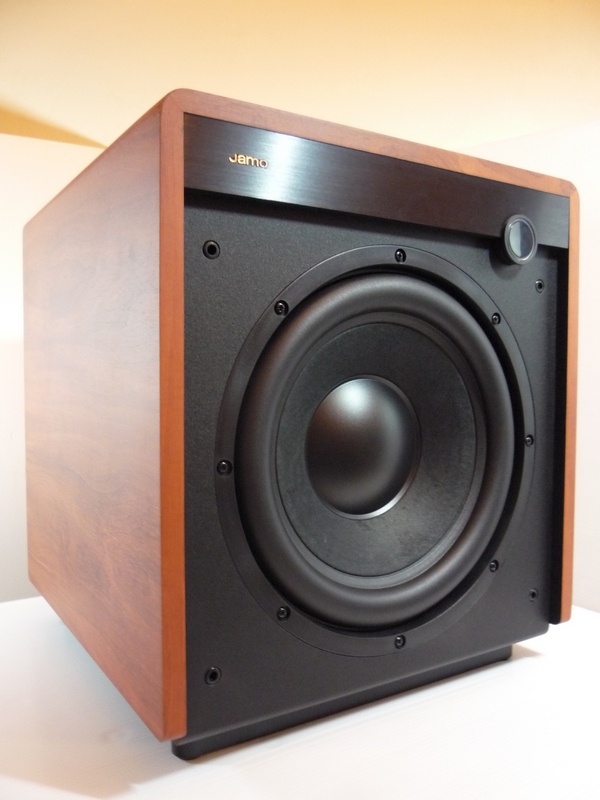 jamo subwoofer 660