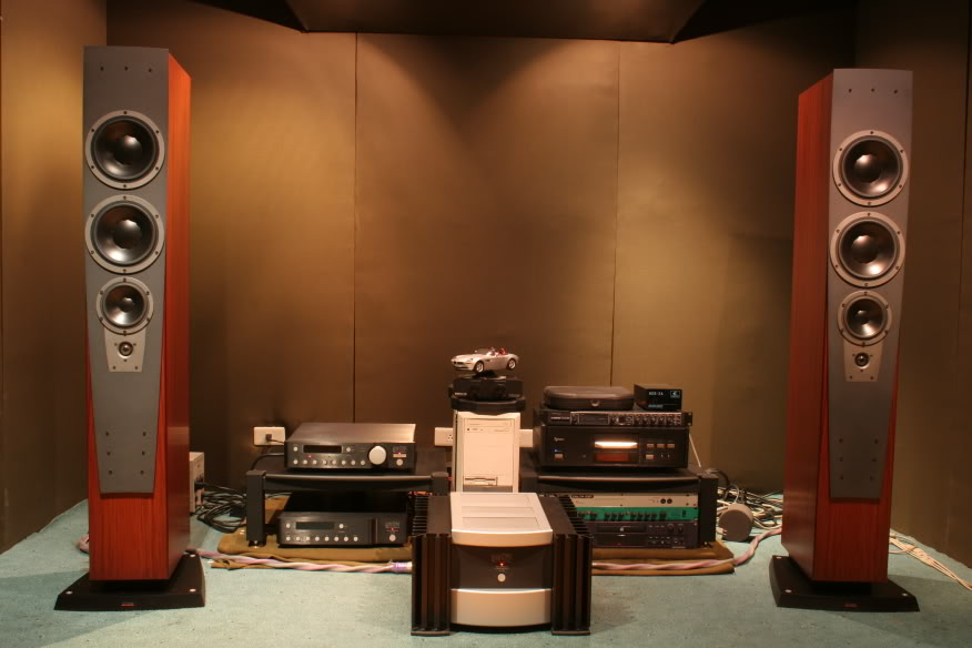 4. 4. 4. Dynaudio 3. Dynaudio 72se.